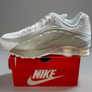 Size 12 - Nike Shox R4 White Crimson Metallic Silver HQ1988-101 Men’s FAST SHIP